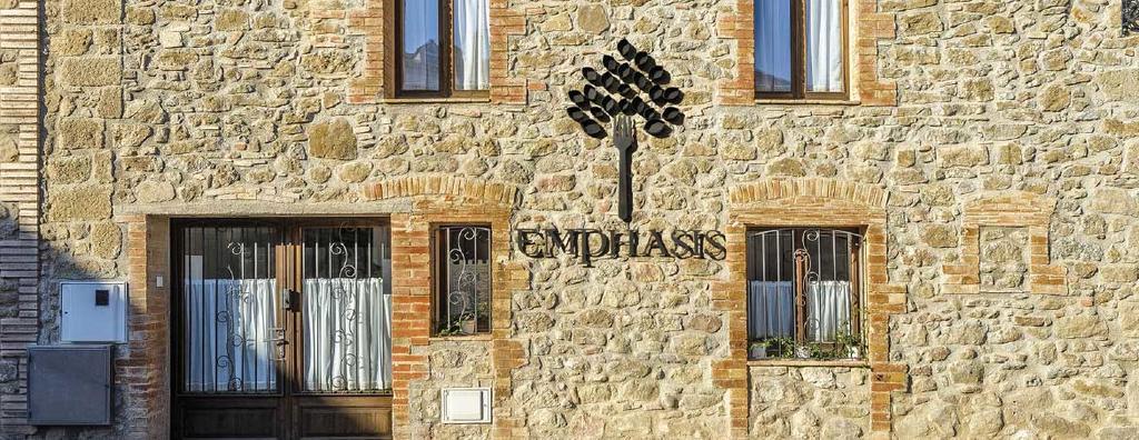 Emphasis Guest House Casserres Bagian luar foto